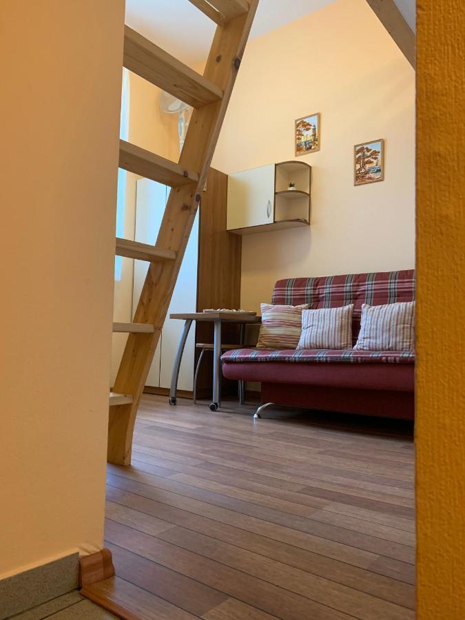 Pas Jurate Villa Hubertus Juodkrantė Exteriör bild
